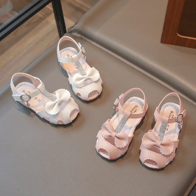 Girls' Sandals Soft-soled Baby Shoes Summer Sweet Bow-Tied Princess Shoes for Kids Lightweight Non-Slip Children Walking Shoes
Girls' Sandals Soft-soled Baby Shoes Summer Sweet Bow-Tied Princess Shoes for Kids Lightweight Non-Slip Children Walking Shoes