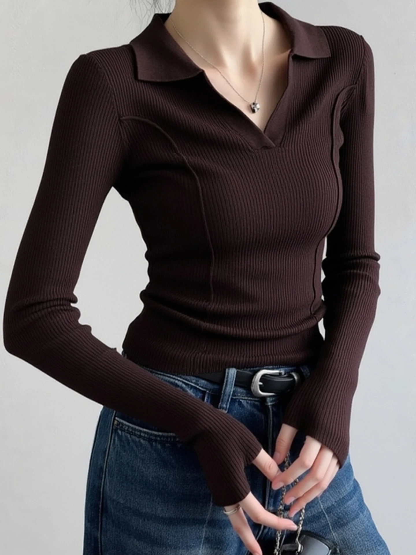 Comfortable Knitted Long Sleeve Neck Light Maturity Style Slim Fit Pure Color Top for Women Skin-friendly Autumn Fashion
Comfortable Knitted Long Sleeve Neck Light Maturity Style Slim Fit Pure Color Top for Women Skin-friendly Autumn Fashion
