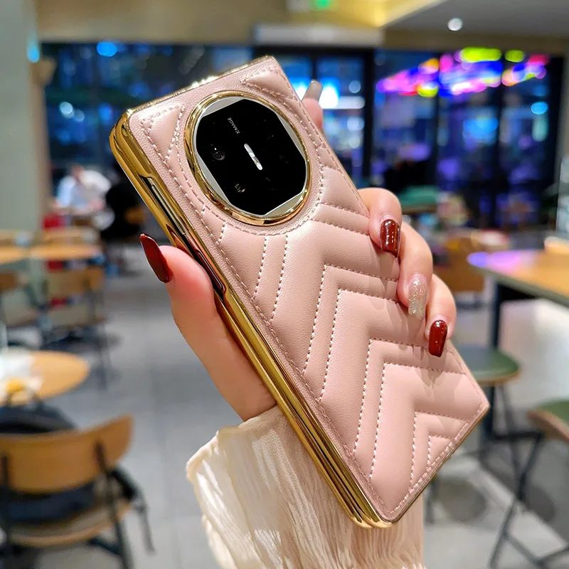 Fashion Solid Color Leather Folding Phone Cover for Huawei Mate X6 X5 wih Protective Case
Fashion Solid Color Leather Folding Phone Cover for Huawei Mate X6 X5 wih Protective Case