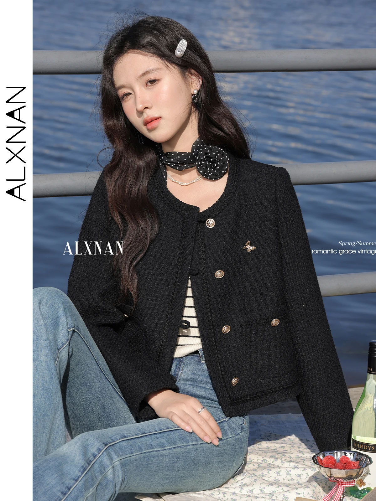 ALXNAN Black Short Jacket for Women Spring 2025 New Long Sleeve Coats Versatile Casual Elegant Loose Slim Female Clothing L52908
ALXNAN Black Short Jacket for Women Spring 2025 New Long Sleeve Coats Versatile Casual Elegant Loose Slim Female Clothing L52908
