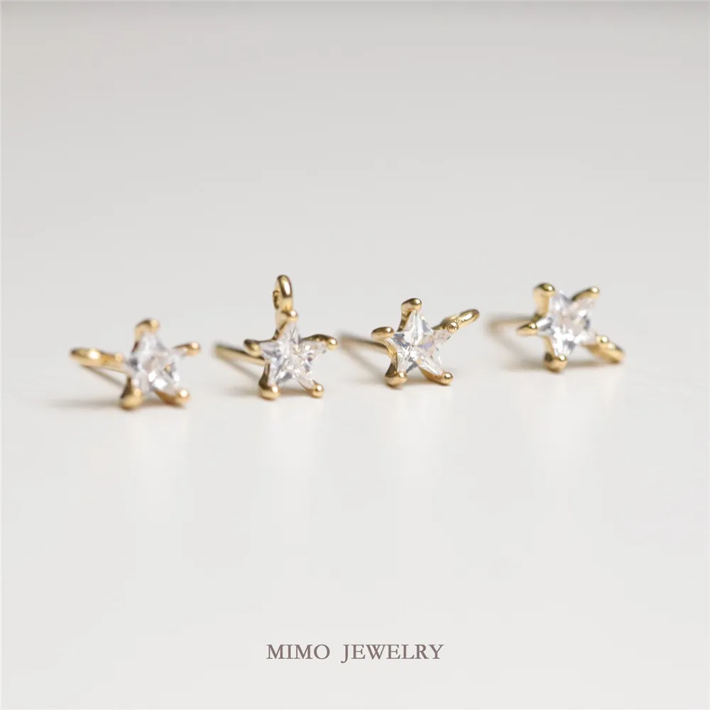 Color-preserving copper gold plated micro-inlaid mini star zircon earrings 925 silver needle earrings accessories M-201
Color-preserving copper gold plated micro-inlaid mini star zircon earrings 925 silver needle earrings accessories M-201