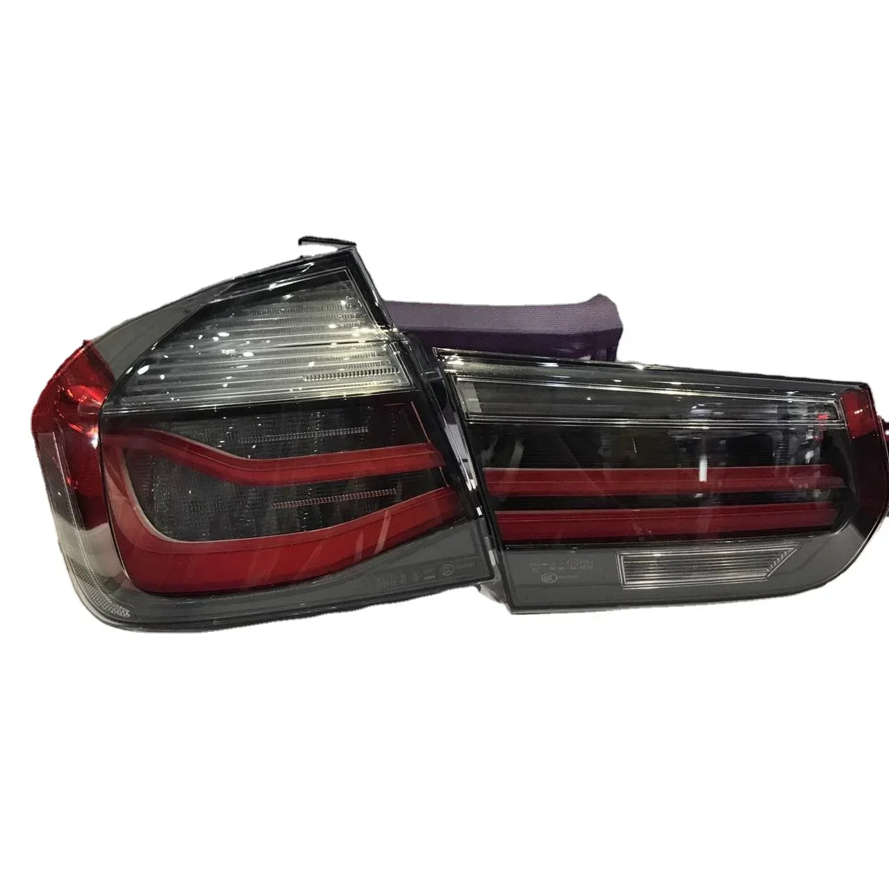 Automotive parts & accessories smoked black Lamp assembly modified LED FOR 3series MP 320 330 328 F30 F35
Automotive parts & accessories smoked black Lamp assembly modified LED FOR 3series MP 320 330 328 F30 F35