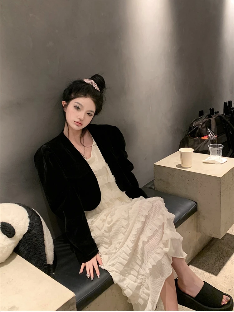 plus Size Women's Velvet Jaet And Cake Skirt Two-Piece Set Early Autumn Casual High Waist Faion plus Size Velvet Outfit
plus Size Women's Velvet Jaet And Cake Skirt Two-Piece Set Early Autumn Casual High Waist Faion plus Size Velvet Outfit