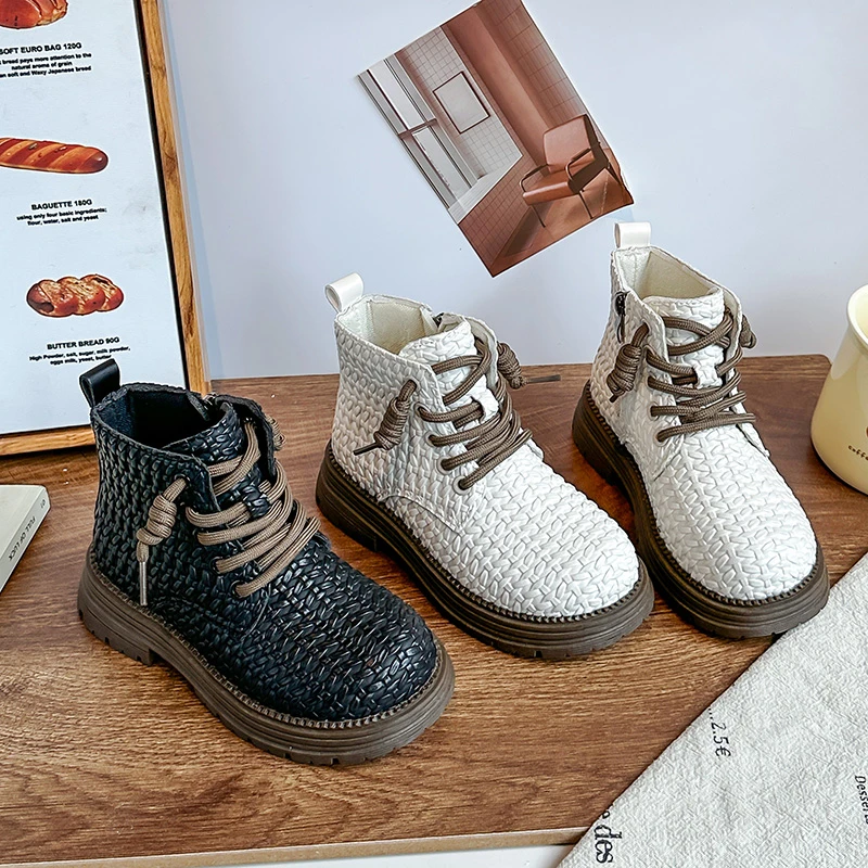 Fashion Children's Autumn Boots Simple New Girls Ankle Boots Thick Bottom Round-toe Kids Causal Fashion Leather Boots Non-slip
Fashion Children's Autumn Boots Simple New Girls Ankle Boots Thick Bottom Round-toe Kids Causal Fashion Leather Boots Non-slip