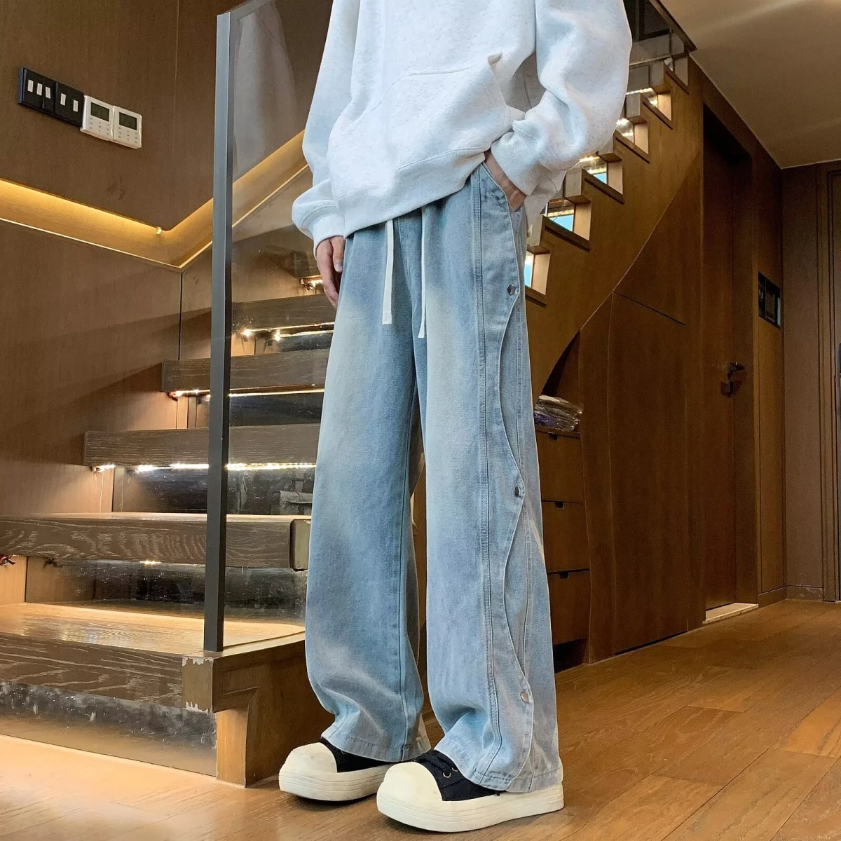 Свободные прямые джинсы для рабочей одежды, мужские джинсы Bla American High Street Vibe, модный брендовый лоскутный дизайн, смесь хлопка и полиэстера
Свободные прямые джинсы для рабочей одежды, мужские джинсы Bla American High Street Vibe, модный брендовый лоскутный дизайн, смесь хлопка и полиэстера