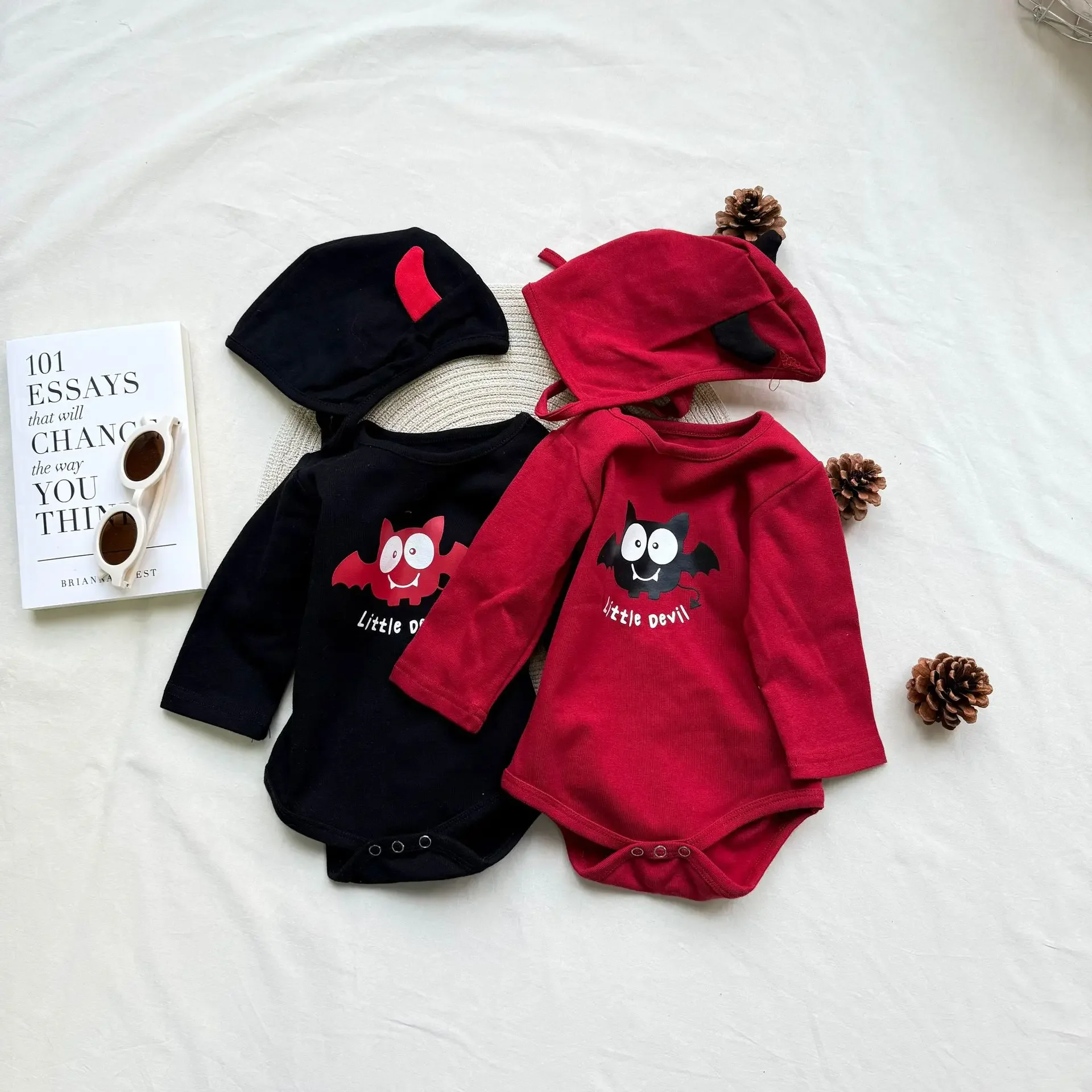 Spring and Autumn Korean Version Long Sleeved Children's Jumpsuit Ins Halloween Series Small Demon Bat Print
Spring and Autumn Korean Version Long Sleeved Children's Jumpsuit Ins Halloween Series Small Demon Bat Print