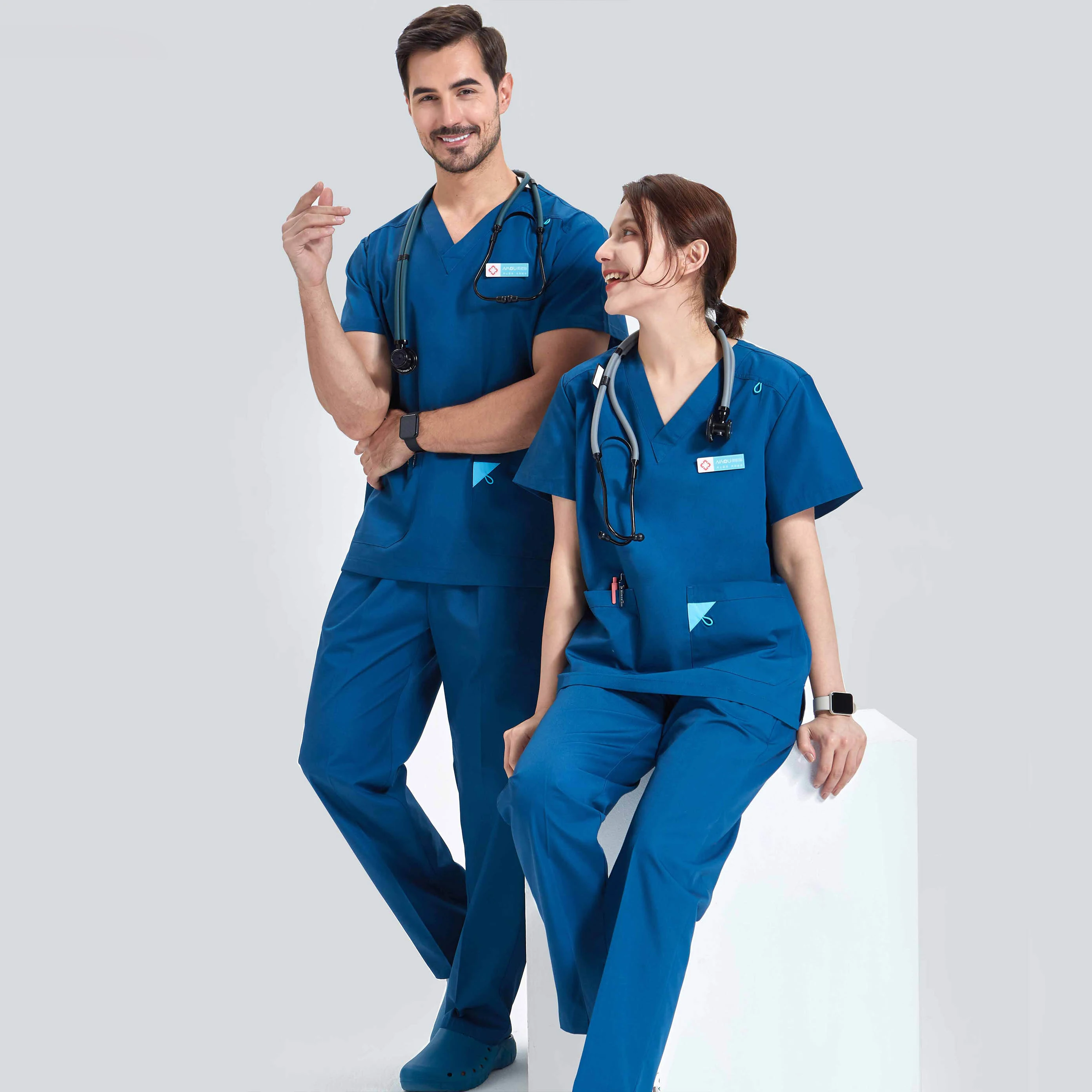 Cheap Scrub Set Pair Medical Scrubs Uniforms for Women Men Durable Nurse Veterinary Work Clothes Clinics Doctor Outfits 202
Cheap Scrub Set Pair Medical Scrubs Uniforms for Women Men Durable Nurse Veterinary Work Clothes Clinics Doctor Outfits 202