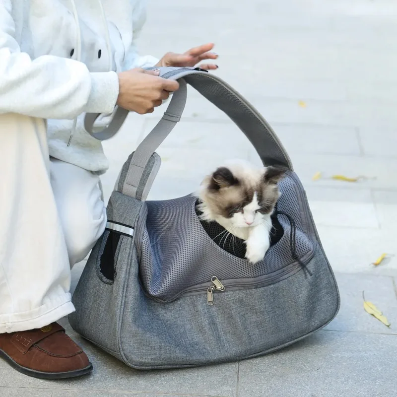 Portable Pet Carrier Breathable Cat Bag Crossbody Shoulder Handbag Travel Bag for Small Cats Puppy
Portable Pet Carrier Breathable Cat Bag Crossbody Shoulder Handbag Travel Bag for Small Cats Puppy