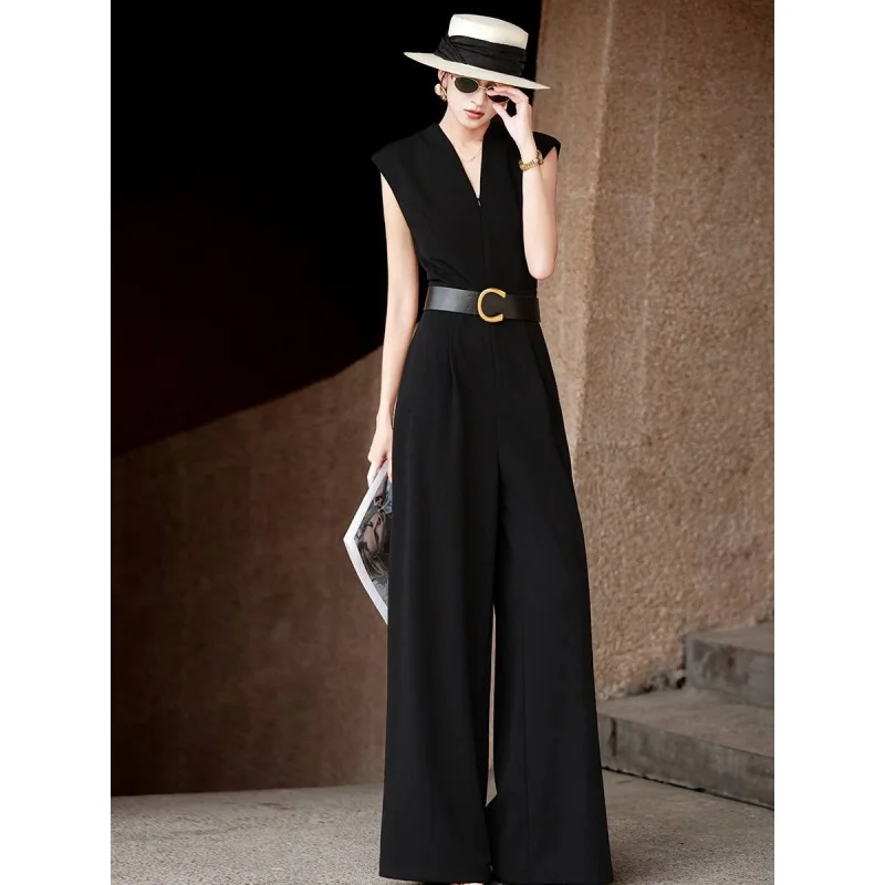 MEXCOCO 2026 Summer Commuter Jumpsuit Deep V Neck Sleeveless Shoulder Pad Belted High Waist Wide Leg Tall Fit Elegant Overall
MEXCOCO 2026 Summer Commuter Jumpsuit Deep V Neck Sleeveless Shoulder Pad Belted High Waist Wide Leg Tall Fit Elegant Overall