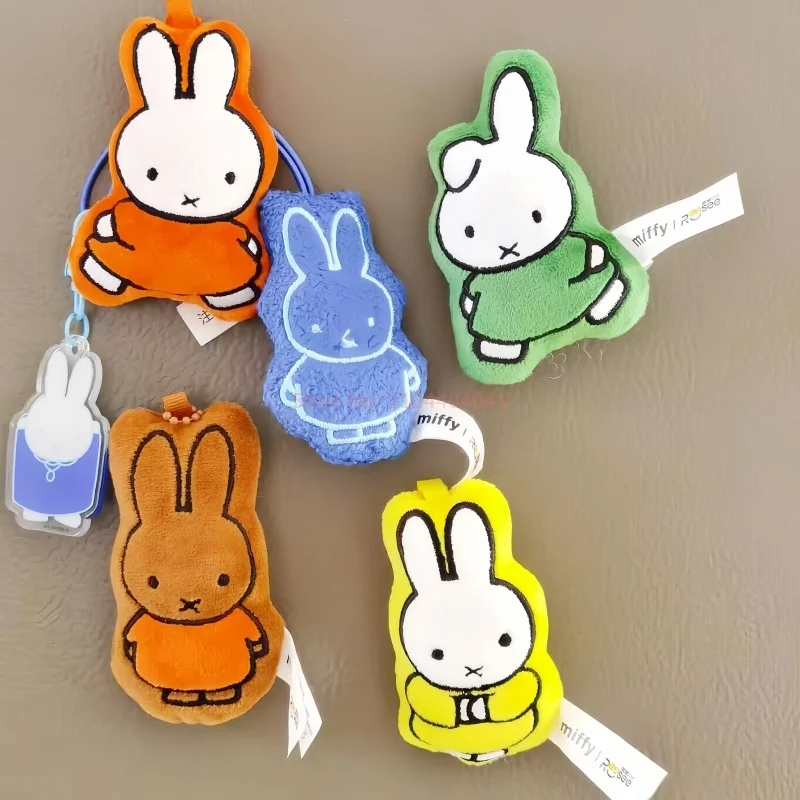 Оригинальный акриловый кулон MIFFY в слепой коробке, милый мультяшный декор, игрушки-персонажи аниме, подарки, в наличии
Оригинальный акриловый кулон MIFFY в слепой коробке, милый мультяшный декор, игрушки-персонажи аниме, подарки, в наличии