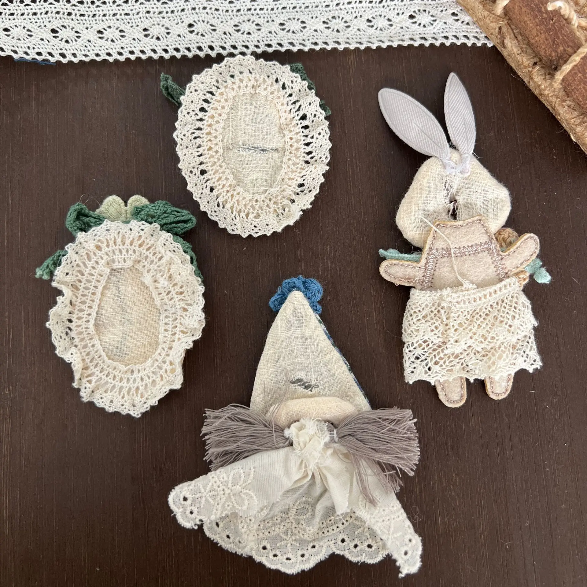 Korean Forest Rabbit Brooch 1PCS 2026 New for Kids Lace Patch Clothing Bag DIY Embellishment Decor Durable Kit
Korean Forest Rabbit Brooch 1PCS 2026 New for Kids Lace Patch Clothing Bag DIY Embellishment Decor Durable Kit