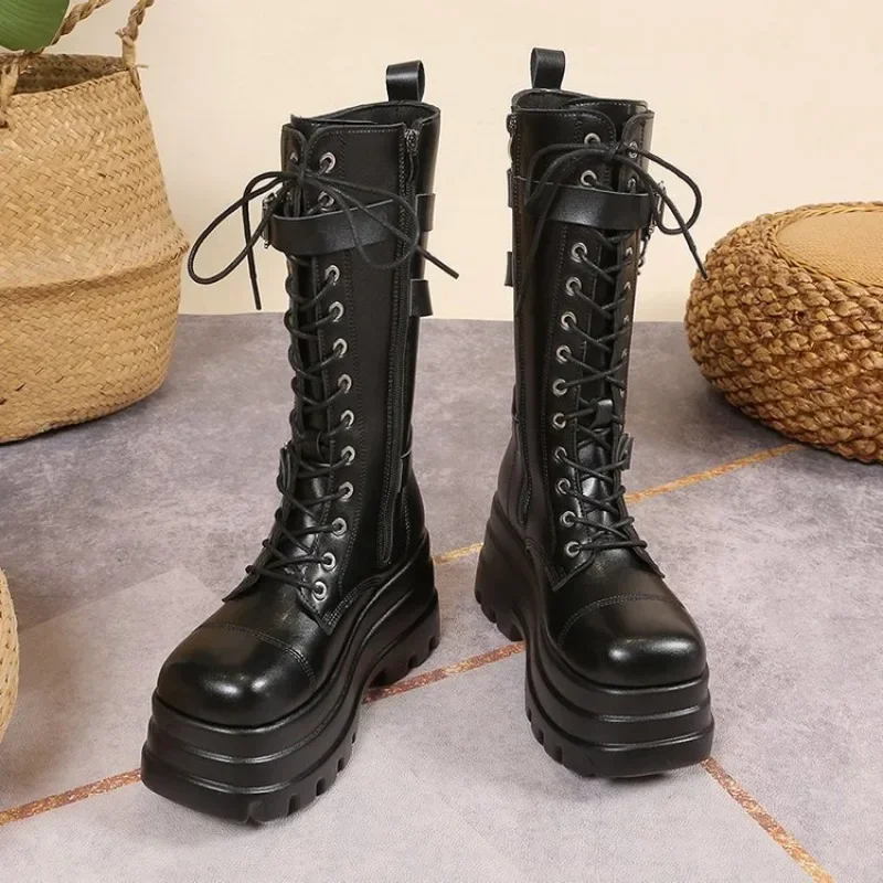 Women's Platform Boots Fashion Designer Belt Buckle Wedges Women Boots Punk Goth Thick Bottom Casual Boots for Women Botas Mujer
Women's Platform Boots Fashion Designer Belt Buckle Wedges Women Boots Punk Goth Thick Bottom Casual Boots for Women Botas Mujer
