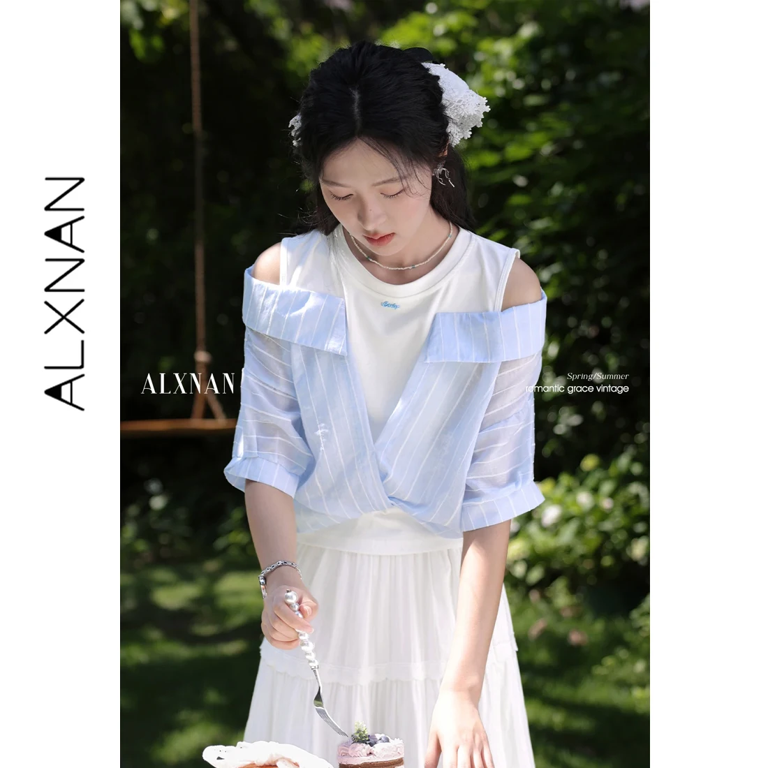 ALXNAN Women's Off-shoulder T-shirt Blue Elegant Fake Two-piece Short Sleeve T-shirts Casual Loose-fit Office Lady Tops L55908
ALXNAN Women's Off-shoulder T-shirt Blue Elegant Fake Two-piece Short Sleeve T-shirts Casual Loose-fit Office Lady Tops L55908