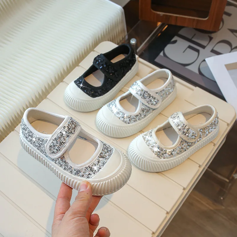 New Summer Girls Sequin Mary Jane Shoes Soft-soled Buckle-up Princess Shoes Children Casual Sports Shoes Kids Casual Ballet Shoe
New Summer Girls Sequin Mary Jane Shoes Soft-soled Buckle-up Princess Shoes Children Casual Sports Shoes Kids Casual Ballet Shoe