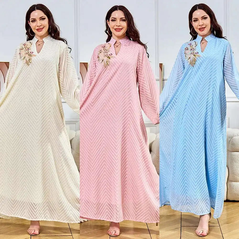 Women's Ethnic Style Muslim Robe Women's Long Dress Fashion New Style Beaded Collar Flower Grand Pendant Dress Islam Elegant
Women's Ethnic Style Muslim Robe Women's Long Dress Fashion New Style Beaded Collar Flower Grand Pendant Dress Islam Elegant
