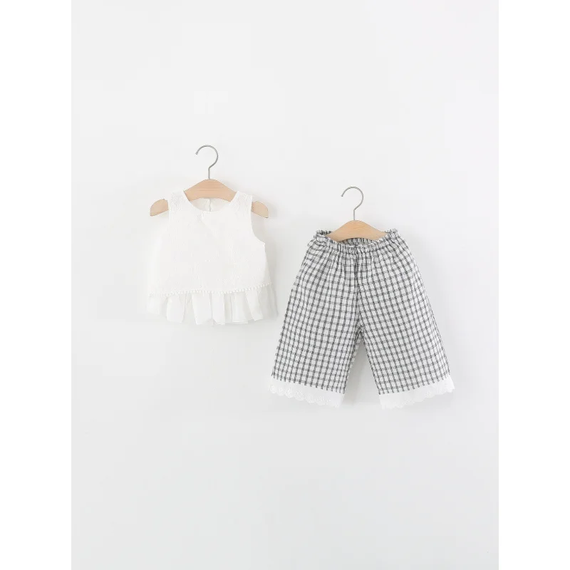 Children's clothing for girls, summer outfit for baby girls, lace vest with plaid shorts two-piece set, toddler summer wear
Children's clothing for girls, summer outfit for baby girls, lace vest with plaid shorts two-piece set, toddler summer wear