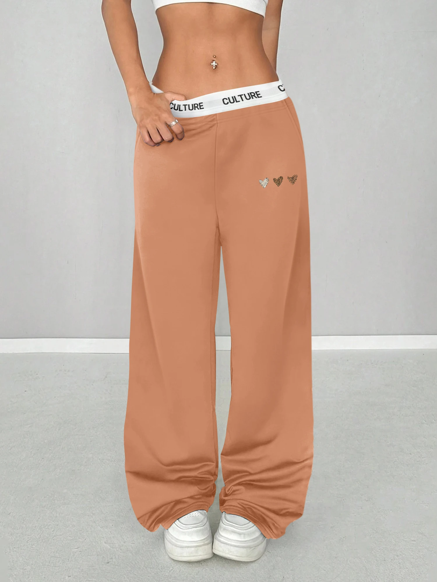 Three Color Glitter Heart Print Ladies Flip Waist Wide Leg Sweatpants Loose Sparkly Sweet Daily Casual Side Pocket Pants
Three Color Glitter Heart Print Ladies Flip Waist Wide Leg Sweatpants Loose Sparkly Sweet Daily Casual Side Pocket Pants