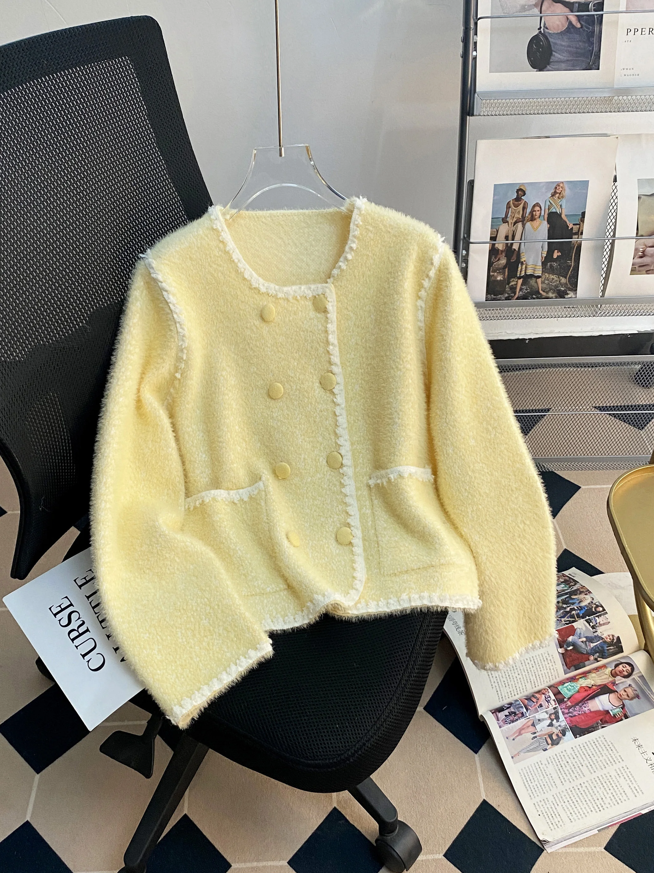 Women's Clothing Jackets 2025 New Autumn Winter Crew Neck Short Top Trendy Versatile Coats
Women's Clothing Jackets 2025 New Autumn Winter Crew Neck Short Top Trendy Versatile Coats