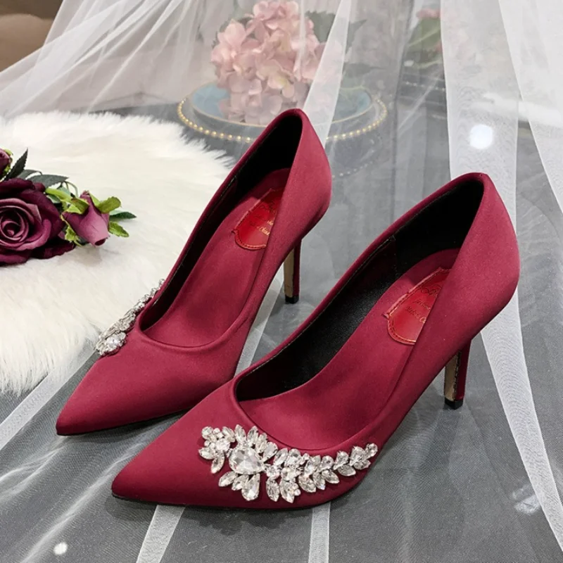 Elegant Womens Wedding Shoes Exquisite Rhinestone High Heels for Woman French Romantic Casual Shoes Designer Shoes Zapatos Mujer
Elegant Womens Wedding Shoes Exquisite Rhinestone High Heels for Woman French Romantic Casual Shoes Designer Shoes Zapatos Mujer