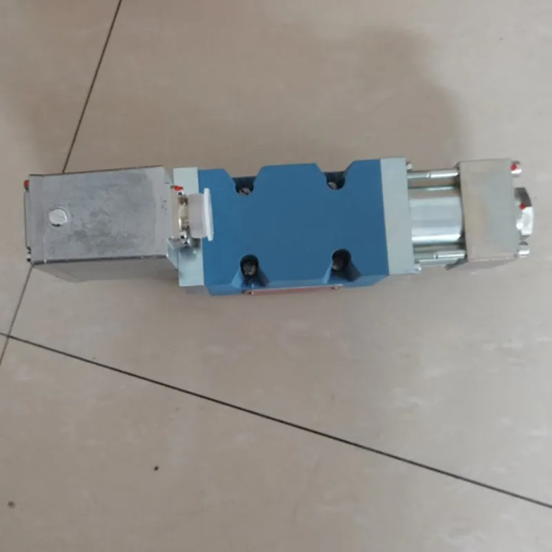 Hot Sale D634 Series Hydraulic Valve D634-341C D634-319C D634-301C D634-543A D634-383C Servo Valve
Hot Sale D634 Series Hydraulic Valve D634-341C D634-319C D634-301C D634-543A D634-383C Servo Valve