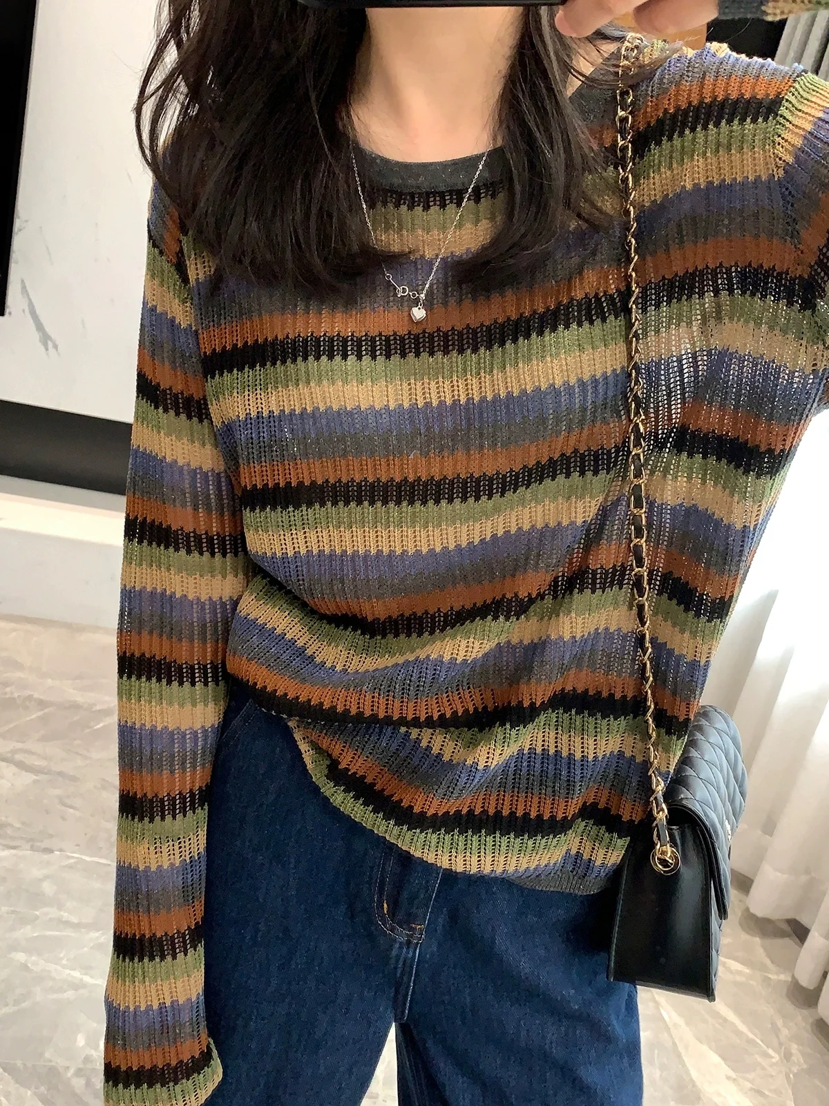Fashionable Knitted Sweater round Neck Striped Color Block Vintage Style Slimming High-End Early Spring Top for Young Women
Fashionable Knitted Sweater round Neck Striped Color Block Vintage Style Slimming High-End Early Spring Top for Young Women