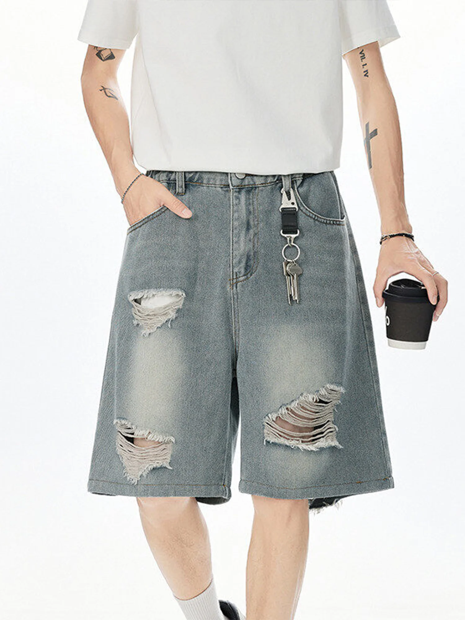 Мужские винтажные джинсовые шорты Waed с дырками, летние, модные, в американском ретро-стиле, свободные, прямые, повседневные, средней длины
Мужские винтажные джинсовые шорты Waed с дырками, летние, модные, в американском ретро-стиле, свободные, прямые, повседневные, средней длины