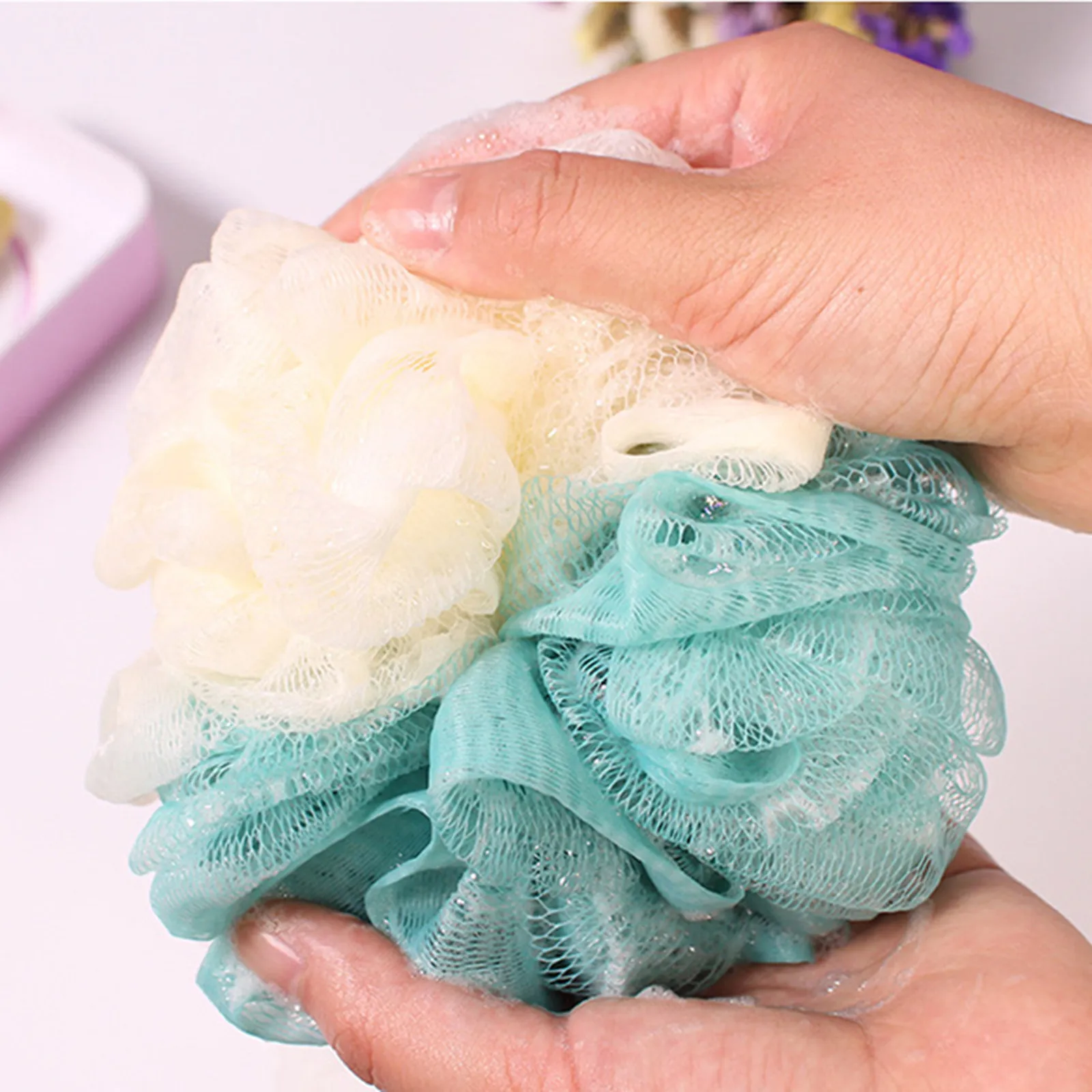 Набор из 4 банных мочалок с длинной ручкой для отшелушивания спины, массажа тела, мягкая сетчатая губка для обновления кожи
Набор из 4 банных мочалок с длинной ручкой для отшелушивания спины, массажа тела, мягкая сетчатая губка для обновления кожи