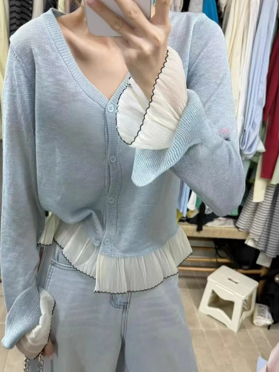 Korean Sle V-Ne Knitted ort Cardigan Women's Faion Spring New Sweet Soft Gentleman's irt Polyester Fiber Long Sve
Korean Sle V-Ne Knitted ort Cardigan Women's Faion Spring New Sweet Soft Gentleman's irt Polyester Fiber Long Sve