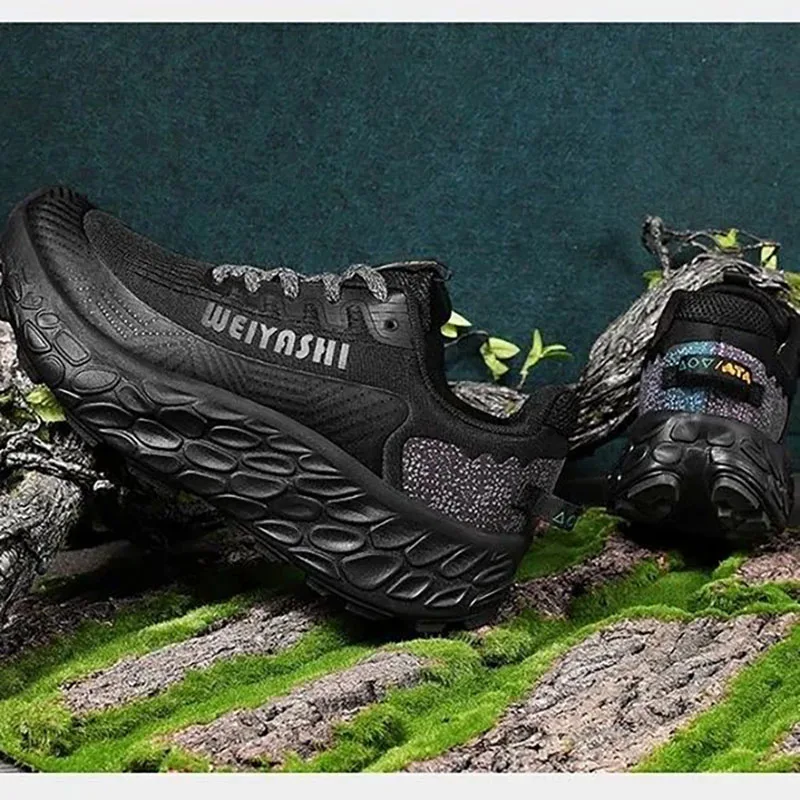 High quality all-terrain outdoor trail running shoes men's walking jogging shoes non-slip wear-resistant cushioning
High quality all-terrain outdoor trail running shoes men's walking jogging shoes non-slip wear-resistant cushioning