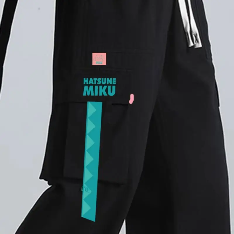 Hatsune Miku Summer Creative Comfortable Versatile Straight Overalls Hatsune Anime Cute Cartoon Cos Casual Trousers Wholesale
Hatsune Miku Summer Creative Comfortable Versatile Straight Overalls Hatsune Anime Cute Cartoon Cos Casual Trousers Wholesale