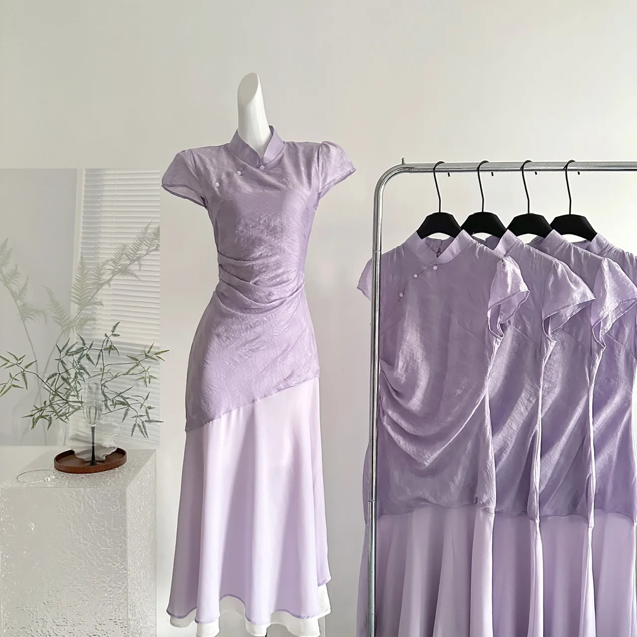 2025 slimming spring and summer women's new style princess dress bow French suspender dress
2025 slimming spring and summer women's new style princess dress bow French suspender dress