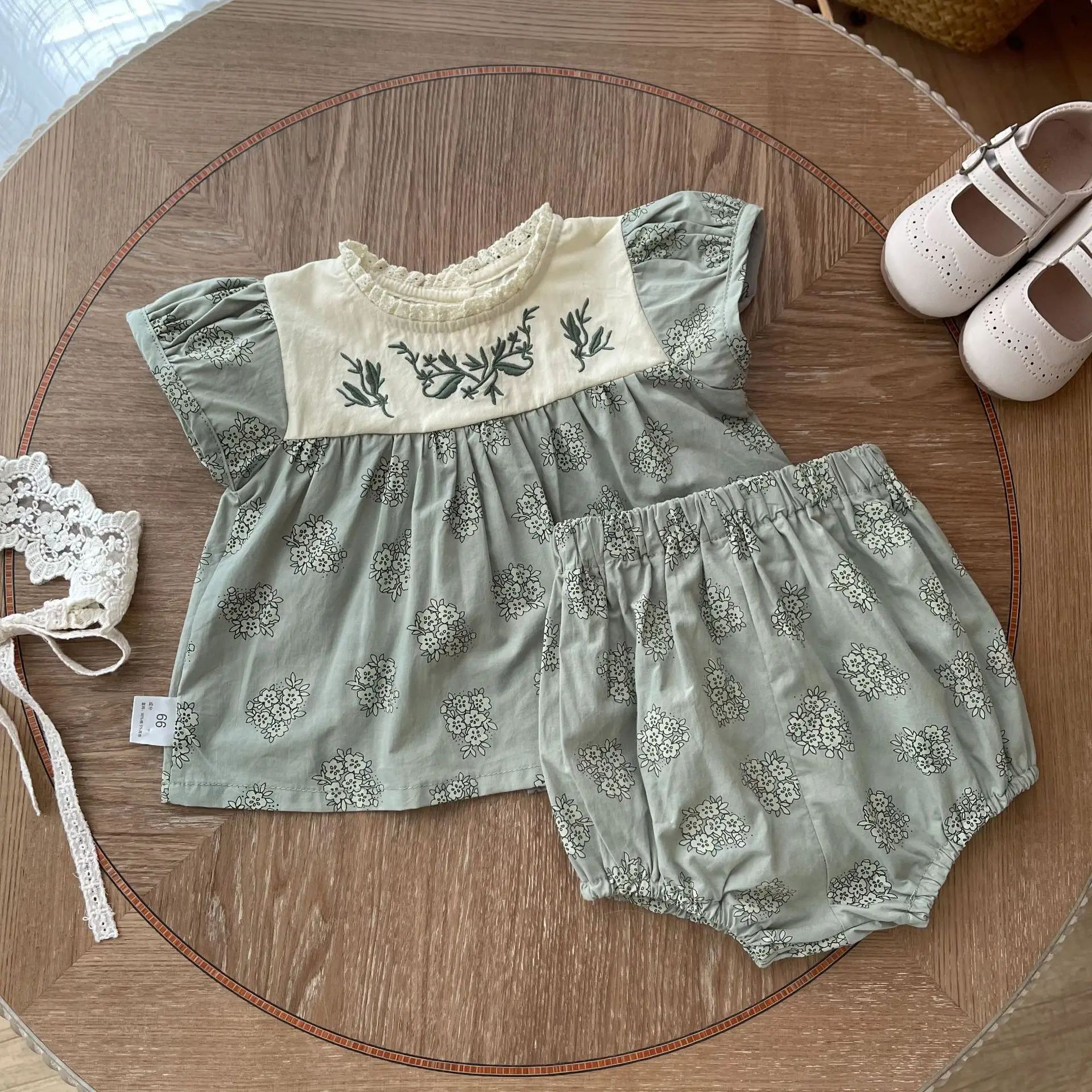 Baby Clothes Embroidered Short Sleeve Shorts Set 20204 Summer Baby Girls Print Sweet and Cute Loose Retro Two Piece Set
Baby Clothes Embroidered Short Sleeve Shorts Set 20204 Summer Baby Girls Print Sweet and Cute Loose Retro Two Piece Set
