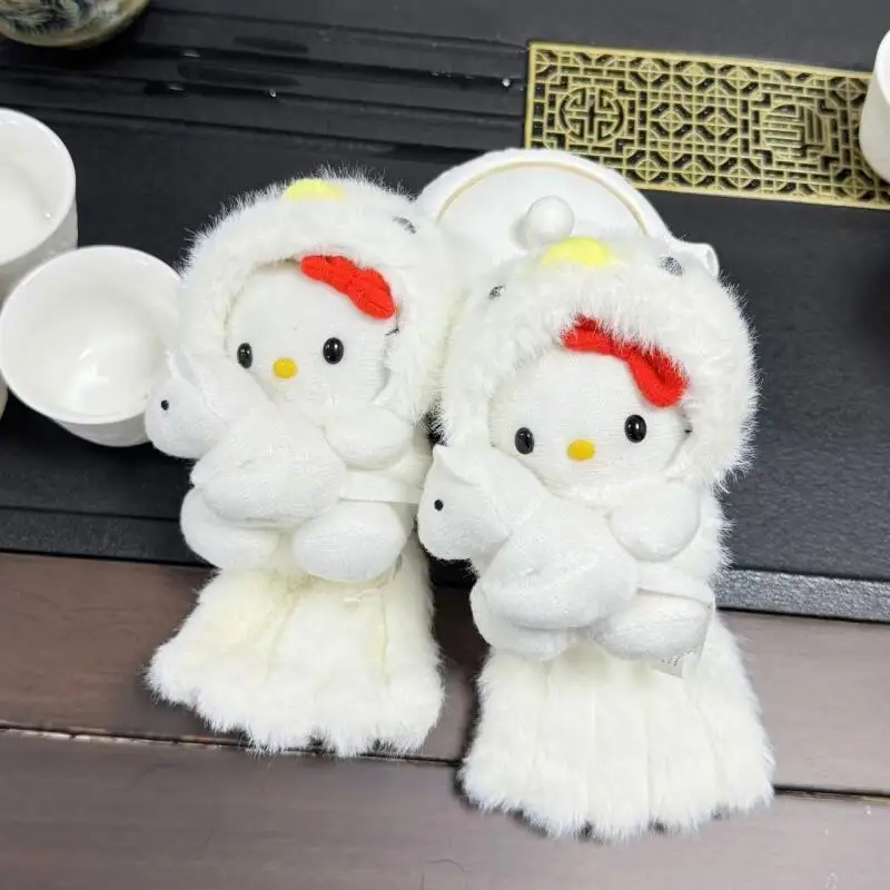Cute Cartoon Kawaii Nine tailed fox with white tail Hellokitty Plush Doll Keychain Bag Pendant Toy Gift
Cute Cartoon Kawaii Nine tailed fox with white tail Hellokitty Plush Doll Keychain Bag Pendant Toy Gift