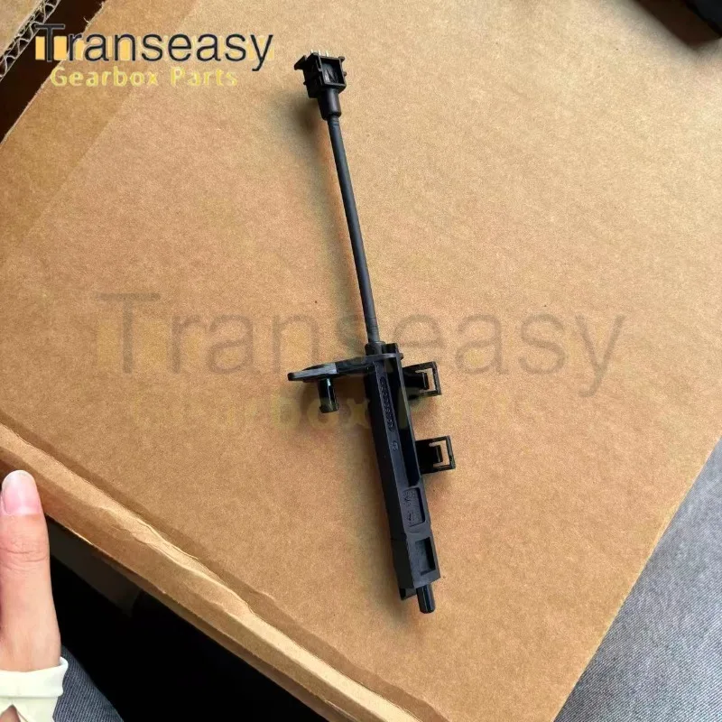 DQ200 0AM Original New Pressure Sensor Automatic Transmission 0AM TCU 0AM927769D Fits for VW AUDI SEAT SKODA
DQ200 0AM Original New Pressure Sensor Automatic Transmission 0AM TCU 0AM927769D Fits for VW AUDI SEAT SKODA