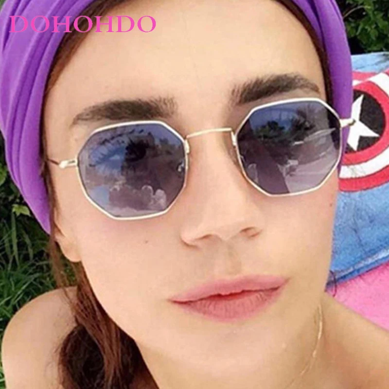 Metal Frame Punk Polygon Sunglasses Women Men Trendy Luxury Brand Designer Personality Outdoor Travel Driving Sunglasses UV400
Metal Frame Punk Polygon Sunglasses Women Men Trendy Luxury Brand Designer Personality Outdoor Travel Driving Sunglasses UV400
