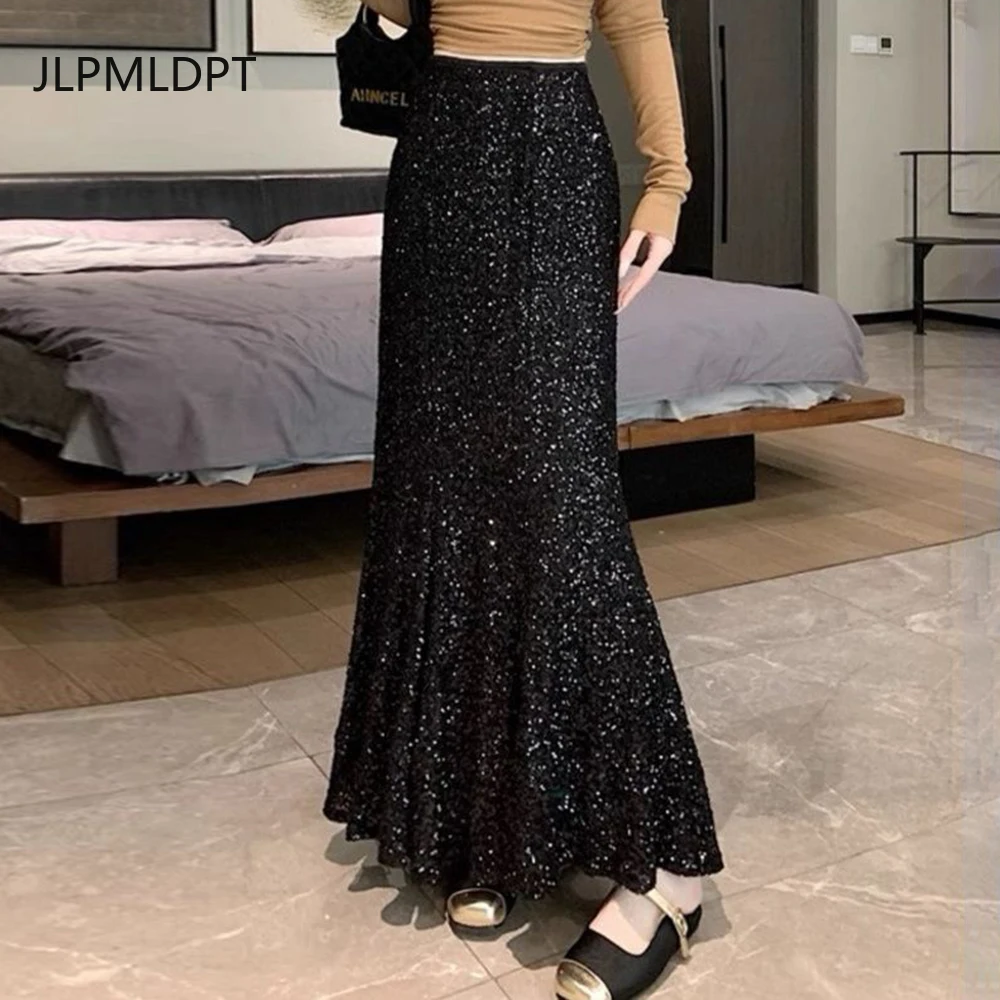 sequined fishtail skirt women's high waist and thin A-shaped skirt full of high sense women clothing
sequined fishtail skirt women's high waist and thin A-shaped skirt full of high sense women clothing