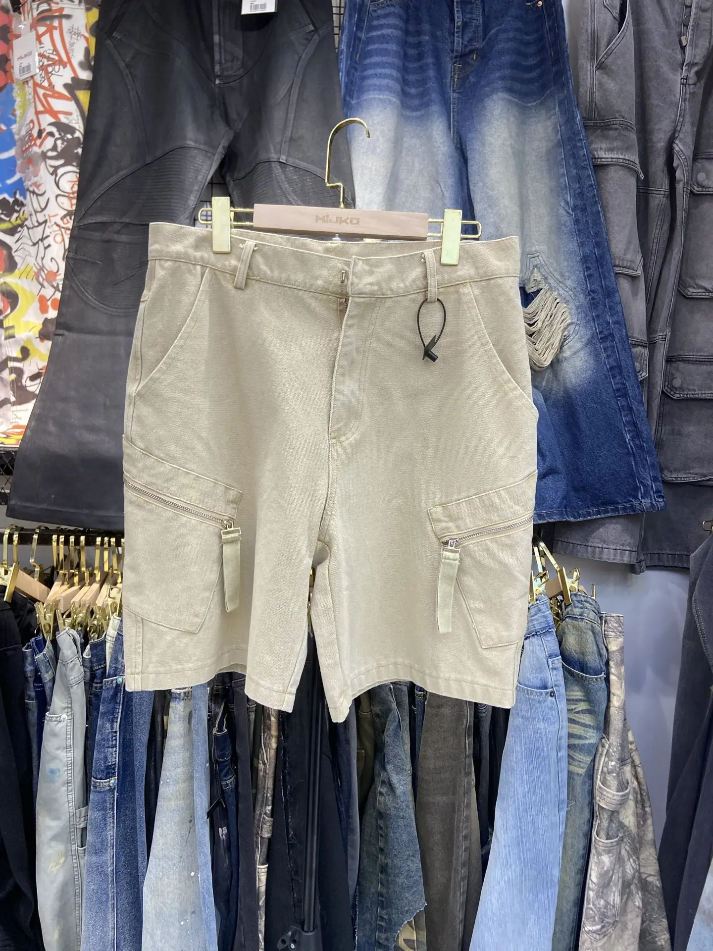 Loose Five-Point Pants Street Sle High-Waisted Straight Leg ort orts ex Vintage American Hip Hop Letter Print
Loose Five-Point Pants Street Sle High-Waisted Straight Leg ort orts ex Vintage American Hip Hop Letter Print