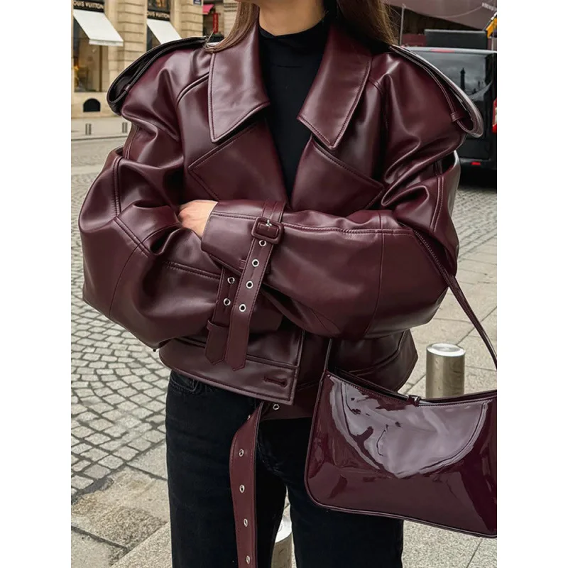 Retro Burgundy Women Jacket Turn Down Collar Adjustable Cuffs Faux Leather Coat For Lady Autumn Street-style Female's Outwears
Retro Burgundy Women Jacket Turn Down Collar Adjustable Cuffs Faux Leather Coat For Lady Autumn Street-style Female's Outwears