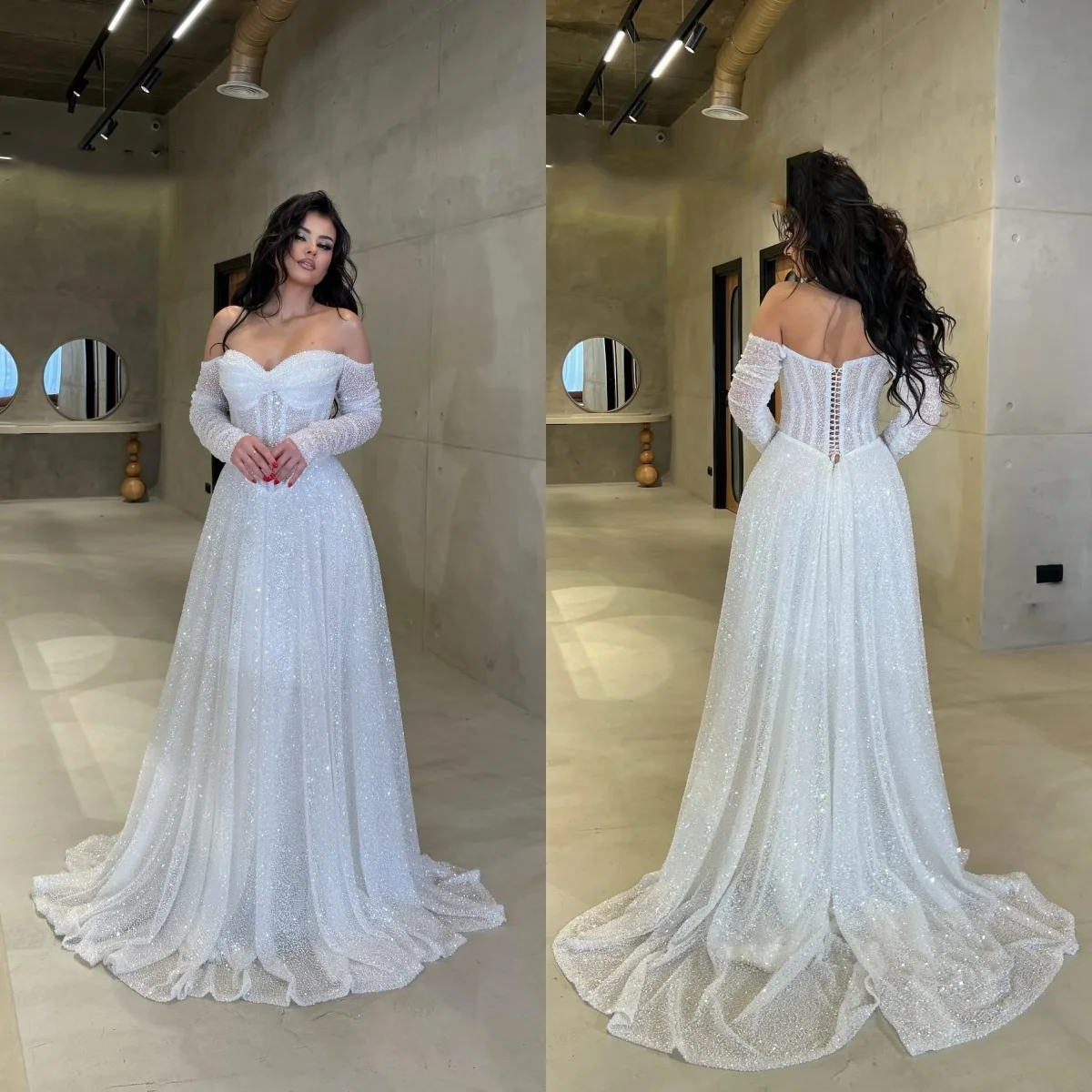 Simple A Line Women Wedding Dress Sweetheart Neck Long Sleeves Bridal Gowns Sequins Lace Up Sweep Train Dress Custom Made
Simple A Line Women Wedding Dress Sweetheart Neck Long Sleeves Bridal Gowns Sequins Lace Up Sweep Train Dress Custom Made
