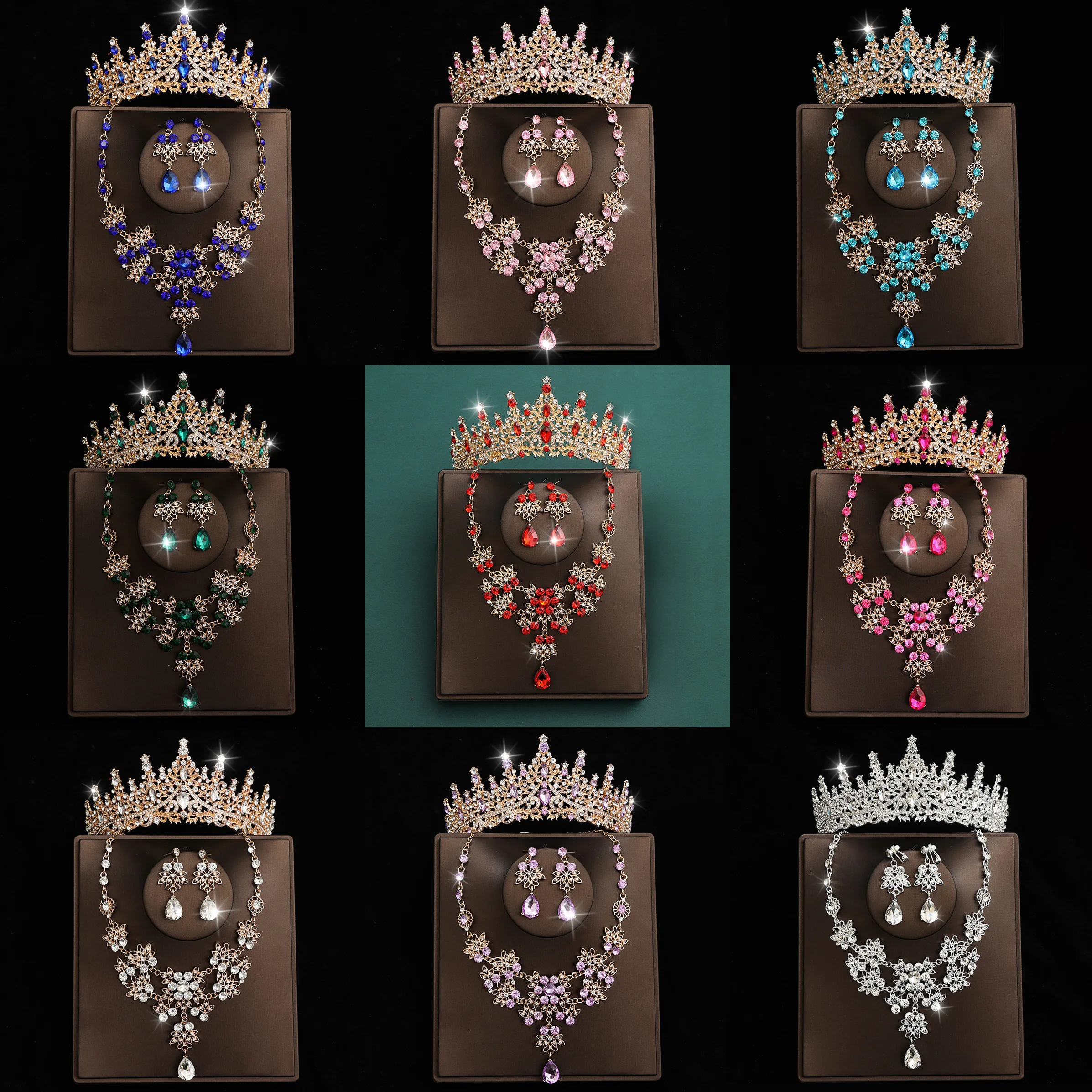 Женский ювелирный комплект из колье и серёг, с кристаллами
Женский ювелирный комплект из колье и серёг, с кристаллами