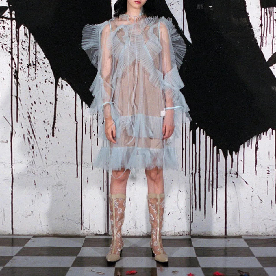 Fashion Short Dresses Knee Length Sheer Women Dress Customized Transparent Layered Prom Gowns Full Sleeves New Style
Fashion Short Dresses Knee Length Sheer Women Dress Customized Transparent Layered Prom Gowns Full Sleeves New Style