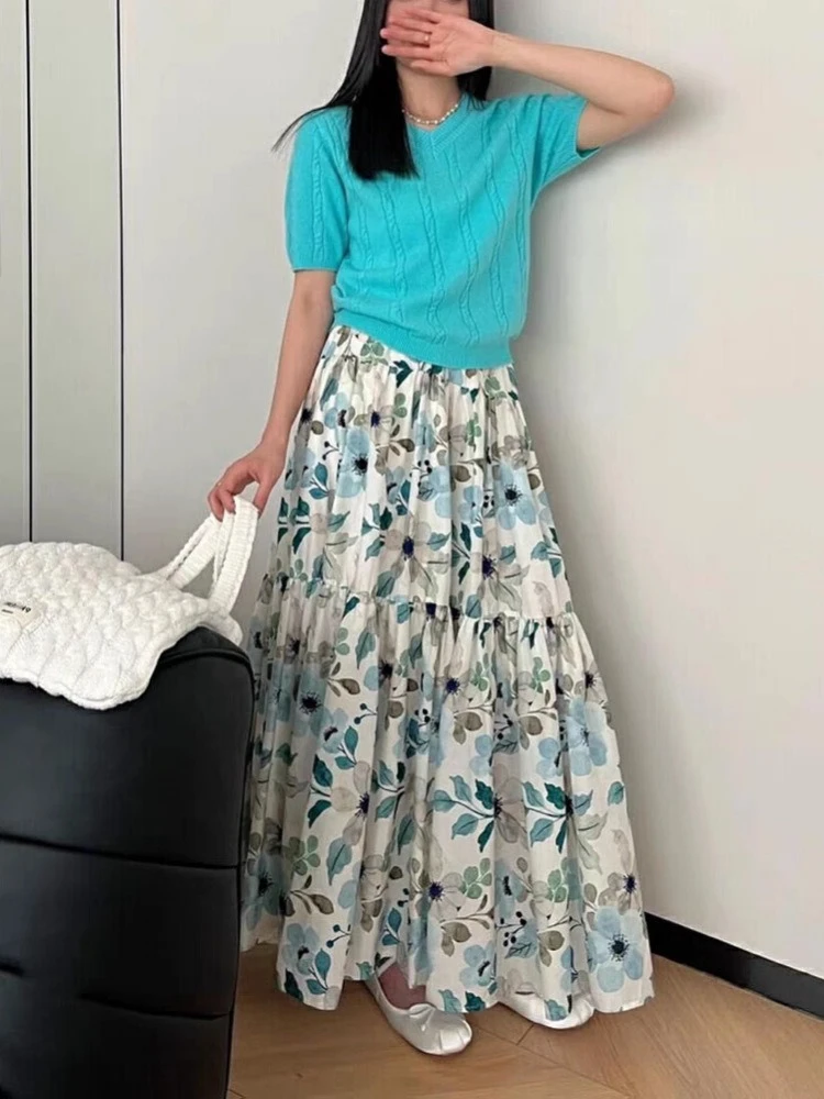 Retro Floral Midi Skirt For Women's Summer 2025 New High Waisted A-Line Skirt Casual Elegant Large Swing Long Skirt Female
Retro Floral Midi Skirt For Women's Summer 2025 New High Waisted A-Line Skirt Casual Elegant Large Swing Long Skirt Female