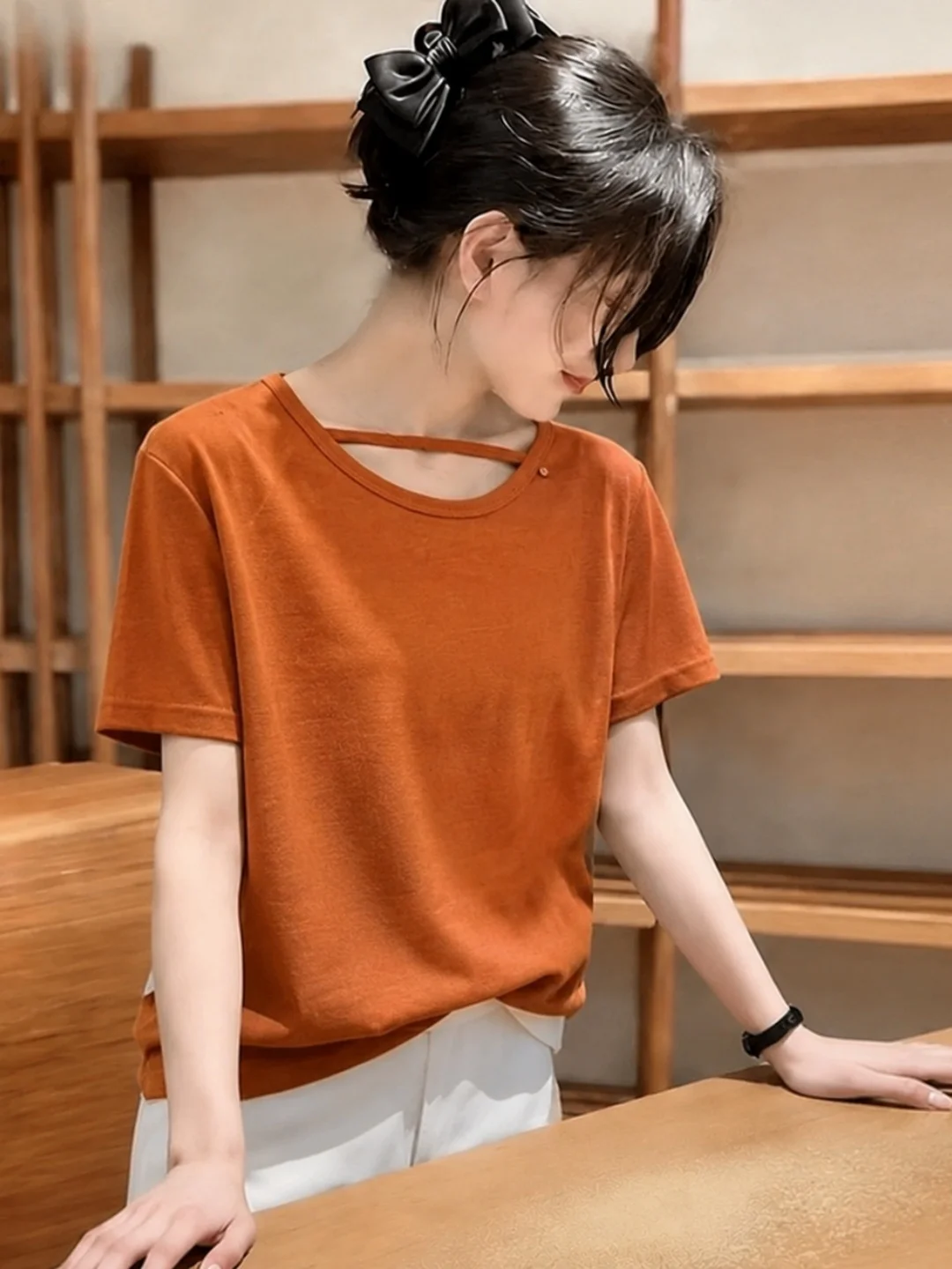 Summer 2026 Women's Loose Fit round Neck Short Sleeve T-Shirt Fashionable Design Color Versatile Comfortable Korean Style
Summer 2026 Women's Loose Fit round Neck Short Sleeve T-Shirt Fashionable Design Color Versatile Comfortable Korean Style