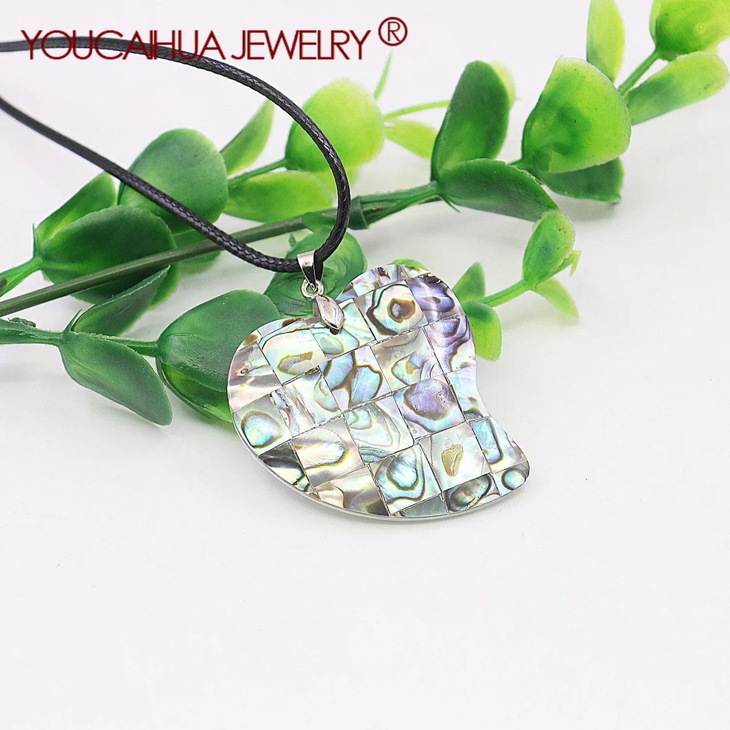 36x38mm Natural Multicolor seashell,Personalized Heart-shaped Necklace Pendant,Lucky Patchwork Pendant Men/Women,Jewelry Design
36x38mm Natural Multicolor seashell,Personalized Heart-shaped Necklace Pendant,Lucky Patchwork Pendant Men/Women,Jewelry Design