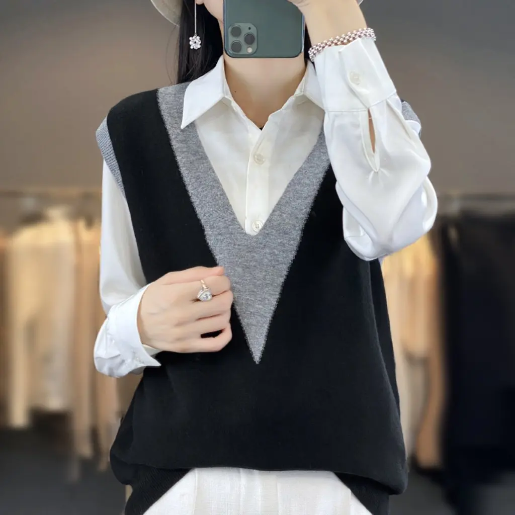 Women's Knitted Wool Vest Pullover V-Neck Contrast Color Loose Korean Style Autumn Winter Fashion Waistcoat
Women's Knitted Wool Vest Pullover V-Neck Contrast Color Loose Korean Style Autumn Winter Fashion Waistcoat
