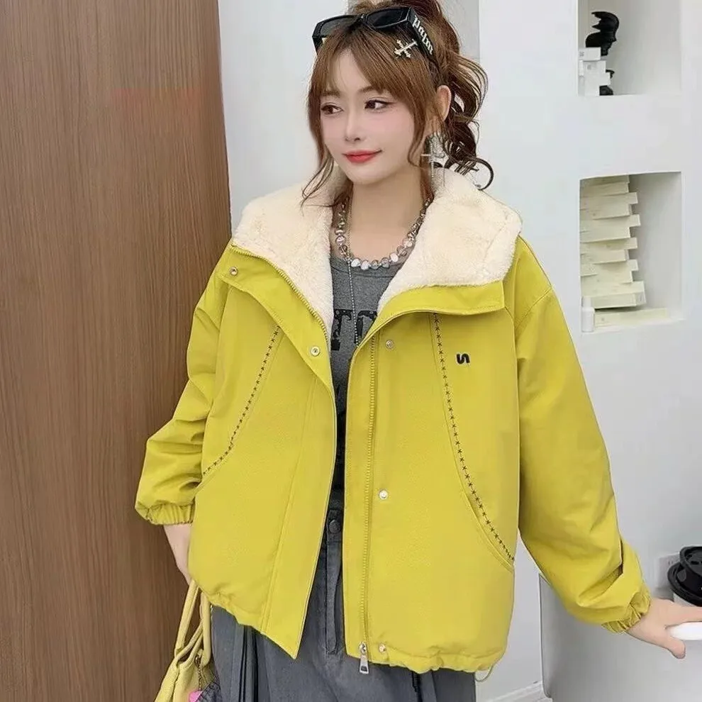 Fleece-Lined Thickened Cotton Autumn New Loose Casual Coat 2025 Winter Jacket Women Fashion Hooded Short Style
Fleece-Lined Thickened Cotton Autumn New Loose Casual Coat 2025 Winter Jacket Women Fashion Hooded Short Style