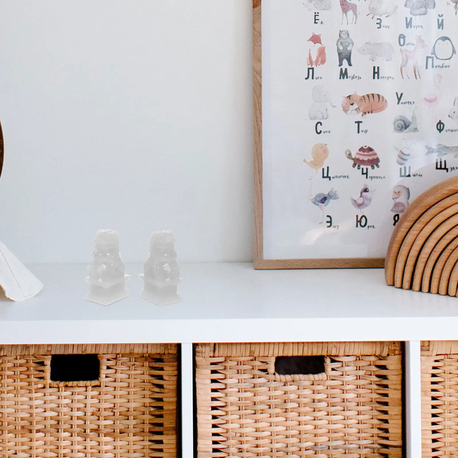 Пара статуэток львов, декоративные изделия из смолы, маленькие благоприятные фигурки животных для украшения дома, офиса, рабочего стола, в китайском стиле
Пара статуэток львов, декоративные изделия из смолы, маленькие благоприятные фигурки животных для украшения дома, офиса, рабочего стола, в китайском стиле