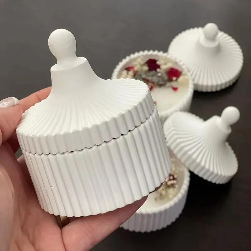 2026 latest models 2pcs silicone candle jar mold with lid round stripe for jewelry box storage concrete plaster mould making
2026 latest models 2pcs silicone candle jar mold with lid round stripe for jewelry box storage concrete plaster mould making