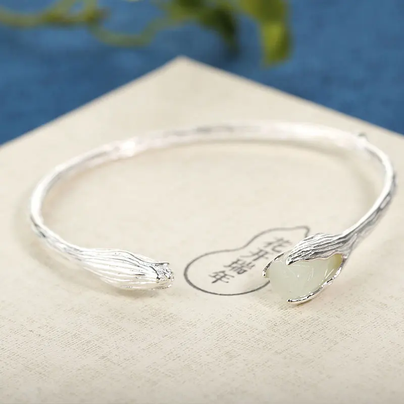 S990 Женский открытый браслет из белого нефрита и серебра Hetian
S990 Женский открытый браслет из белого нефрита и серебра Hetian