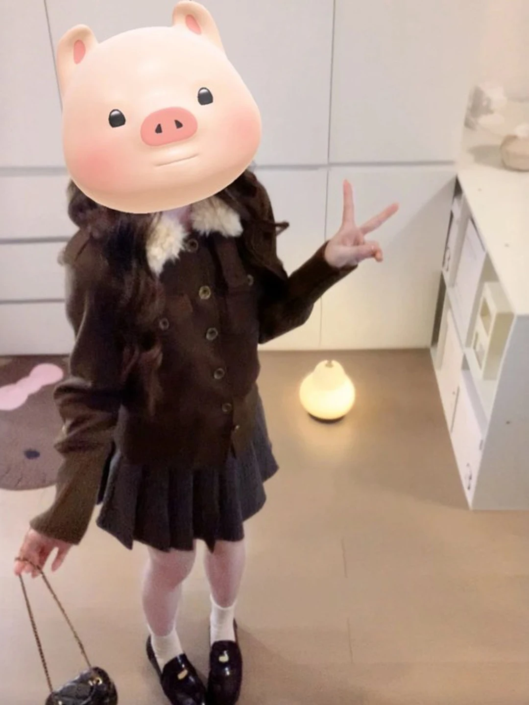 American Retro Short Coat Korean Style Loose Fit Fashionable Collar Design Spring Season Women's Jacket Stylish Personality
American Retro Short Coat Korean Style Loose Fit Fashionable Collar Design Spring Season Women's Jacket Stylish Personality